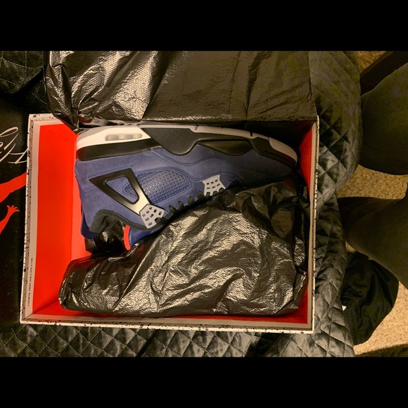 Retro 4 “WNTR”
DS
Size 10
$160-180 - Picture 6 of 8